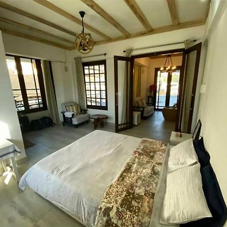 Medom'S Bnb Kohima Esterno foto
